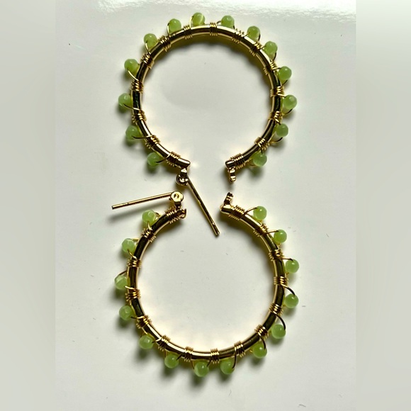 😺 Genuine Cat’s Eye Gold Tone Hoop Earrings by Cookie Lee - Picture 3 of 8